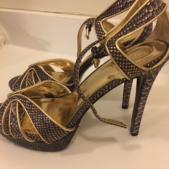 Coach Shoes - Coach Leather Snake Purple Gold Stilleto Pumps 39
